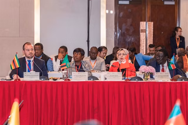 Agricultural ministers from African countries at the exchange. Photo courtesy of Vietnamese Ministry of Agriculture and Environment.