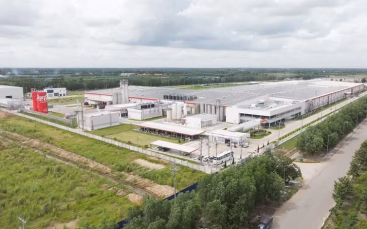 Coca-Cola’s factory in Tay Ninh Province is its largest facility in Vietnam. Photo: H.P.