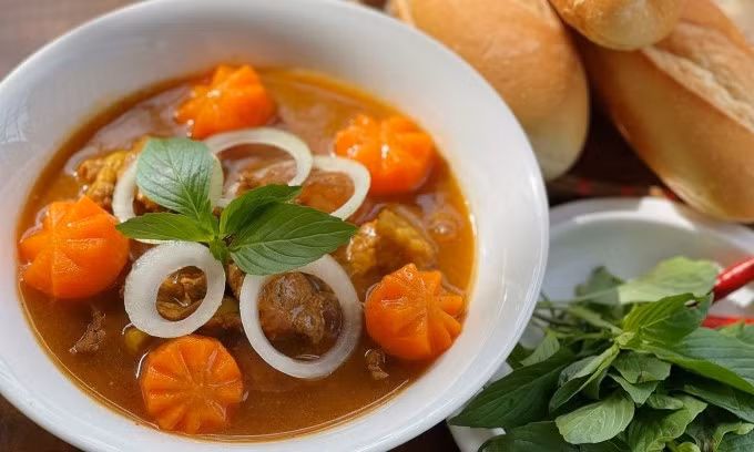Two Vietnamese dishes among world's 100 most popular breakfasts ảnh 1 Two Vietnamese dishes among world's 100 most popular breakfasts