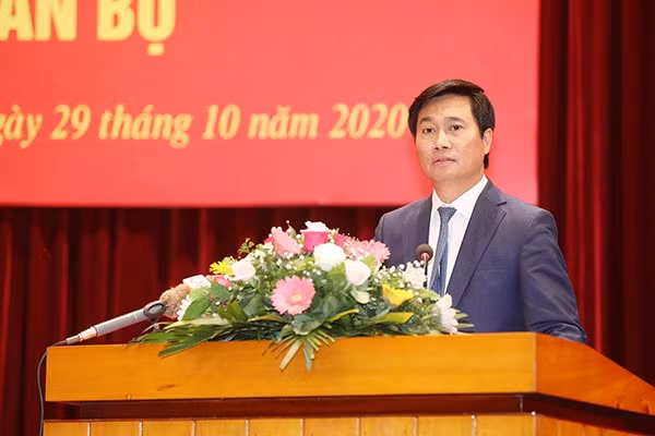 Deputy Minister of Construction Nguyễn Tường Văn. — Photo baoxaydung.com.vn