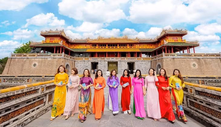 Vietnam’s ancient capital of Hue is one of the destinations not to be missed when coming to Asia in 2024. (Photo: huecity.gov.vn)