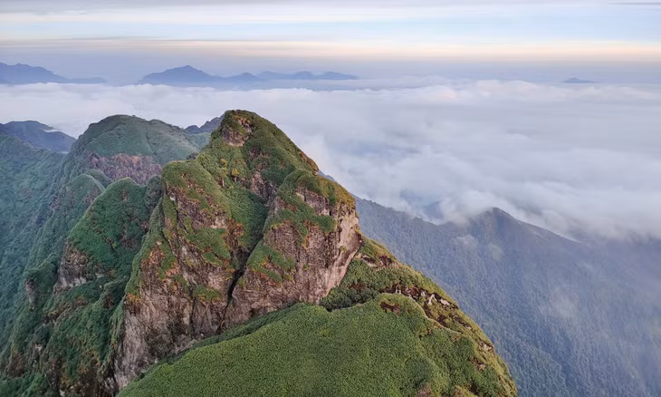Ngu Chi Son Peak: a journey to Vietnam's 15th highest peak