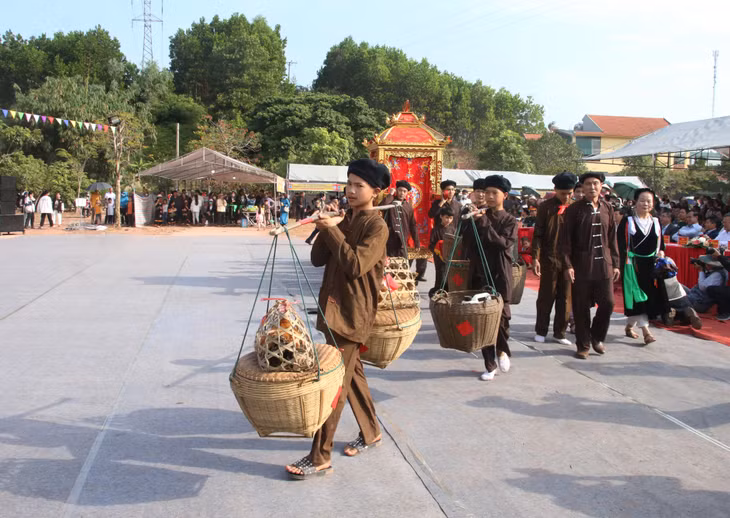 The performance of traditional wedding