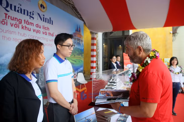Yacht crews visit some booths displaying local products.