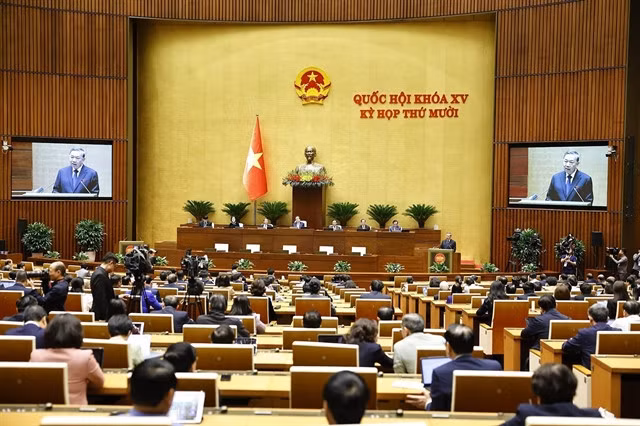 Party General Secretary Tô Lâm speaks at the ongoing 10th session of the 15th National Assembly on Tuesday. — VNA/VNS Photo