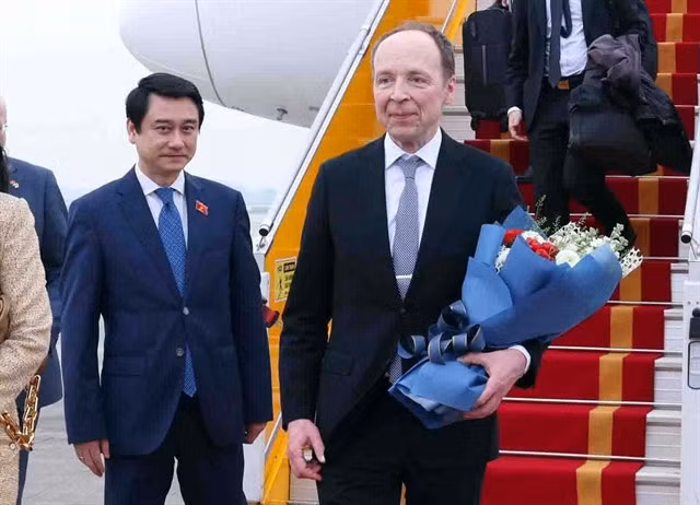 Speaker of the Parliament of Finland Jussi Halla-aho arrived in Hà Nội on Sunday, starting his official visit to Việt Nam. VNA/VNS Photo Phạm Kiên