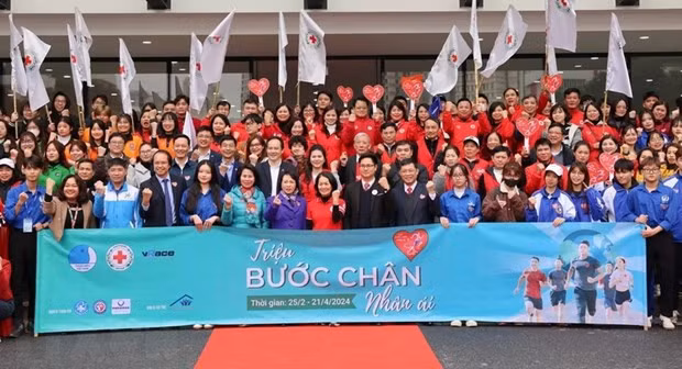 Sports campaign spreads kindness among community hinh anh 1