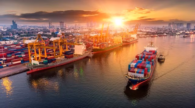 Recovery becomes more broad-based in Viet Nam: HSBC report ảnh 1