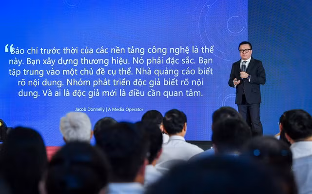 Lê Quốc Minh, editor-in-chief of Nhân Dân (The People) newspaper and chairman of Vietnam Journalists Association, speaks at the National Press Forum as part of the 2024 National Press Festival in HCM City last weekend. — Photo nhandan.vn