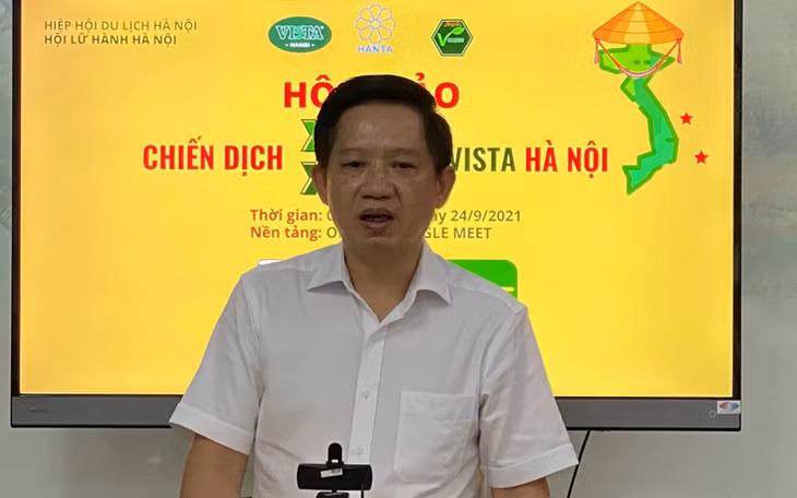 President of the Hanoi Travel Association Phung Quang Thang speaks at the workshop. (Photo: Tien Dung)
