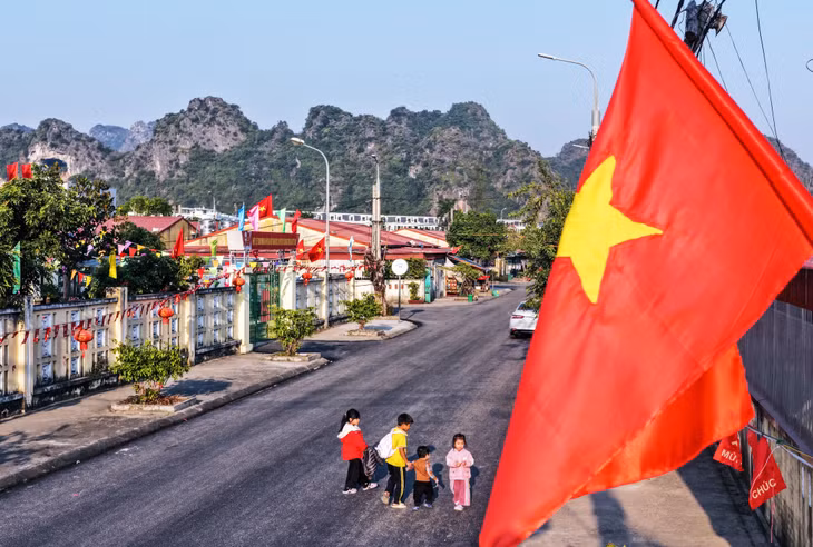 ...to residential neighborhoods, the red flags with yellow stars are on full display...
