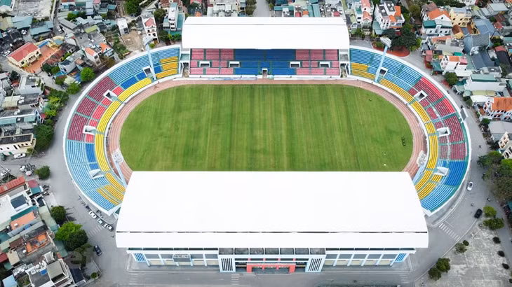Cam Pha Stadium