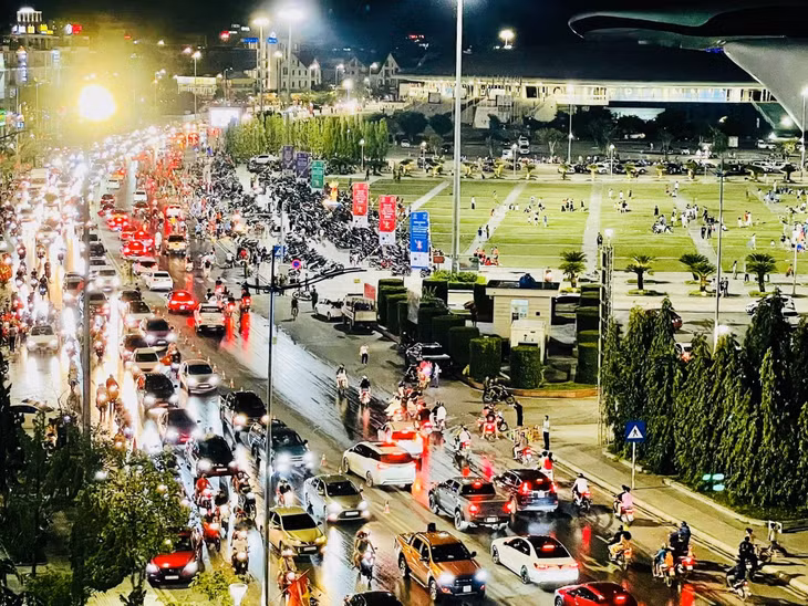 The flow of people filled main streets.