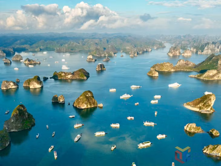 Anyone who beholds the beauty of Ha Long Bay is inevitably enchanted.