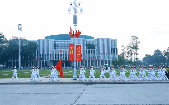 The flag-raising ceremony at Ba Đình Square. — VNA/VNS Photo