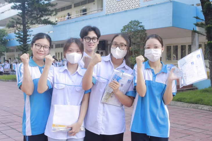 National high school graduation exam concluded.