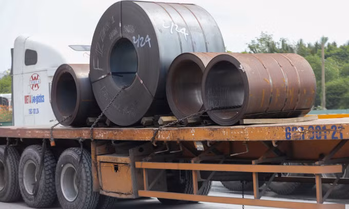 Steel sector sees gloomy performance in 11 months ảnh 1 Steel sector sees gloomy performance in 11 months
