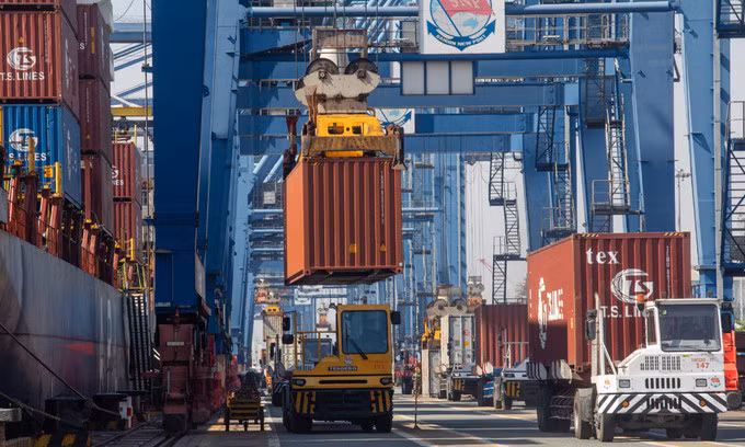 Foreign investors continue to pump investment into Vietnam