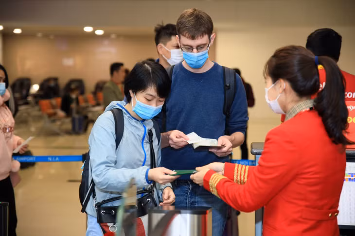 Preparing resources to welcome international visitors back. (Photo: hanoimoi.com.vn)
