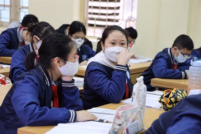 Thousands of students in Hà Nội return to school on Tuesday.