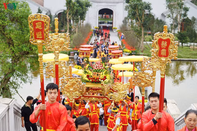 Yen Tu Festival is held at the Yen Tu historical relic and landscape area, northern Quang Ninh province.