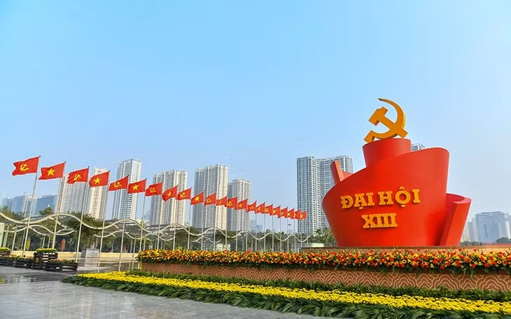 A firm belief in a bright future ảnh 1