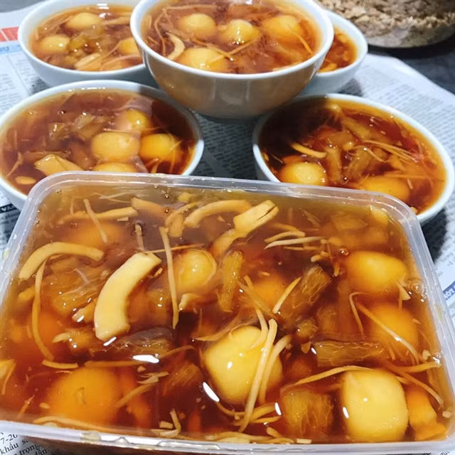 Sweet cassava pudding helps to warm the body in winter. Photo nhipsonghanoi.hanoimoi.com.vn