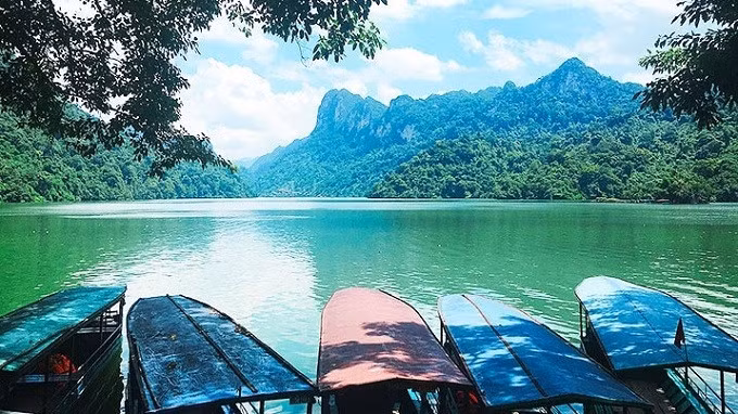 Ba Be Lake. (Photo: My Hanh)