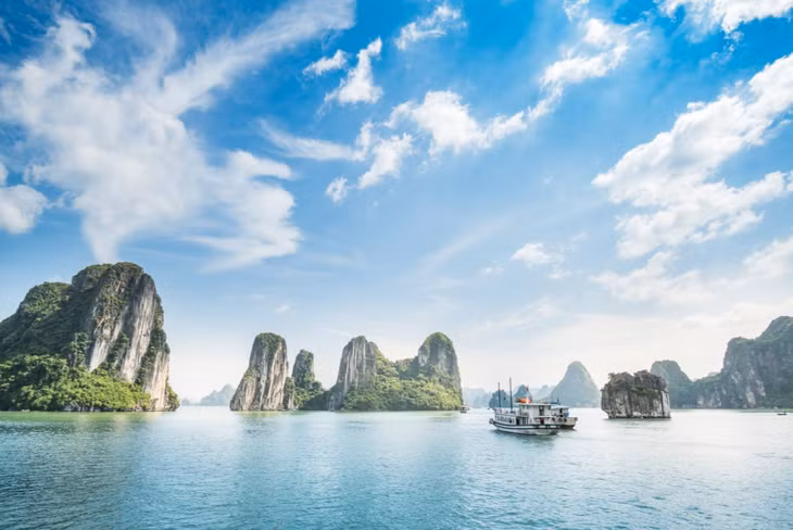 Ha Long Bay