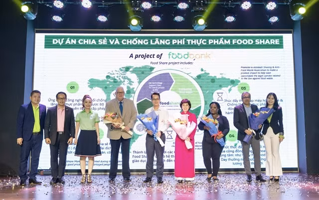 Food Bank Vietnam launches a programme called Food Share to promote food sharing and stop wastage on October 15. Photo courtesy of Food Bank Vietnam