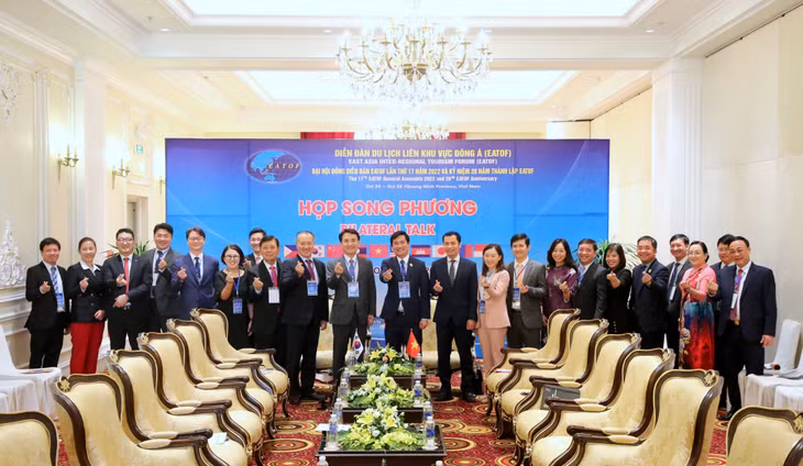 Quang Ninh delegation and Gangwon delegation at EATOF 17.