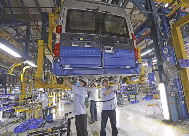 Passenger cars are being manufactured at the Ford Hải Dương plant.