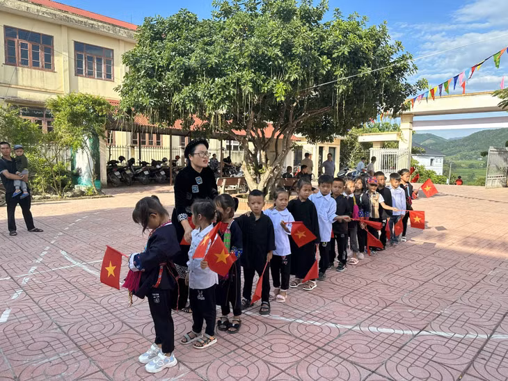 Binh Lieu district' Vo Ngai Primary School