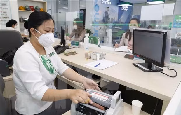 State budget revenue tops 70% of year's estimate in eight months hinh anh 1