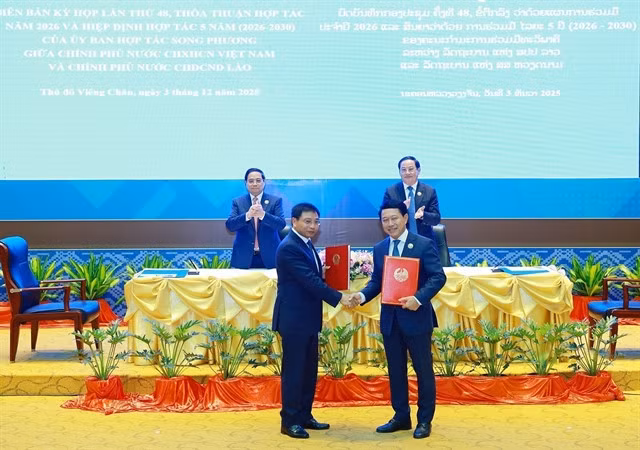 At the meeting, the two sides sign the Cooperation Agreement between the two Governments for the 2026–2030 period; the Agreement on the 2026 Cooperation Plan between the two Governments; the minutes of the 48th meeting; and the Cooperation Plan for 2026 between the Ministries of Education and Training of Việt Nam and Laos. — VNA/VNS Photo Dương Giang