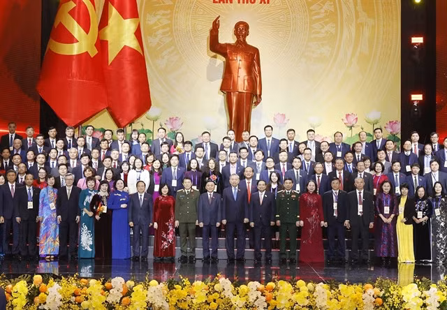 Party General Secretary Tô Lâm and delegates at the 11th National Patriotic Emulation Congress. —VNA/VNS Photo