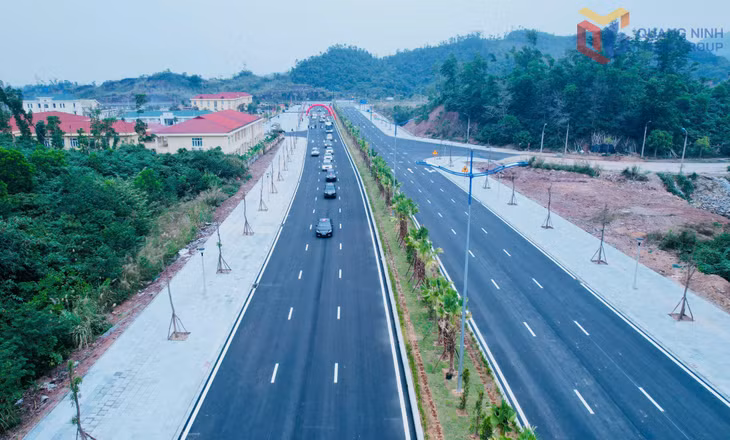 Tuyến đường kết nối cầu Vân Đồn 3 đến khu tái định cư Đoàn Kết.