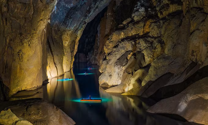 Son Doong among world's 10 most incredible caves: Canadian magazine