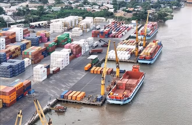 At SOWATCO port in Thu Duc city. (Photo: VNA)