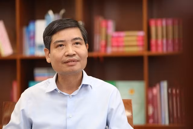 Deputy Minister of Finance Tạ Anh Tuấn