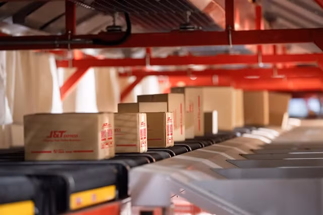 Việt Nam has seen rapid growth in e-commerce in recent years, and demand for logistics services is growing commensurately. — Photo courtesy of J&amp;T Express