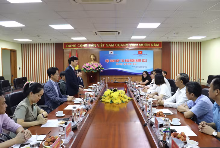 Quang cảnh buổi hội đàm.