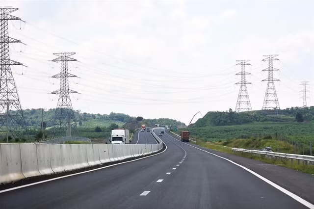 The Phan Thiết-Dầu Giây Expressway. — VNA/VNS Photo Hồng Đạt