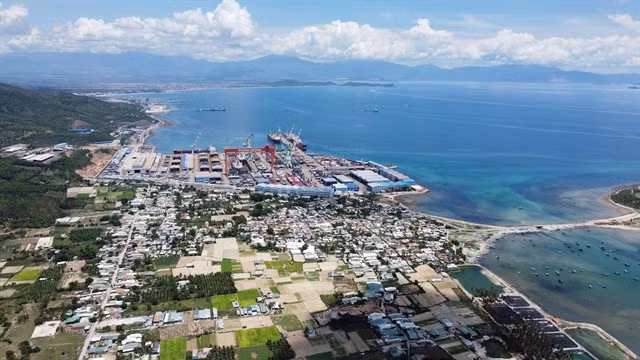 The Vân Phong Economic Zone in Khánh Hòa Province. . — VNA/VNS Photo Huy Hùng