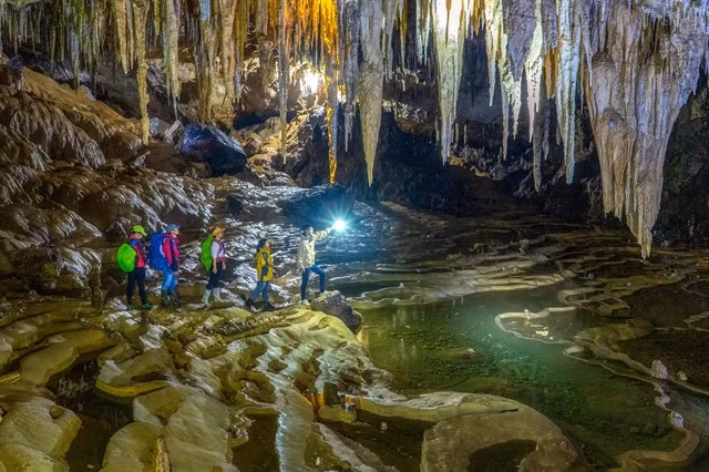 Pu Sam Cáp Cave is known as the most beautiful cave in the northwest. — Photo laichau.tourism.vn