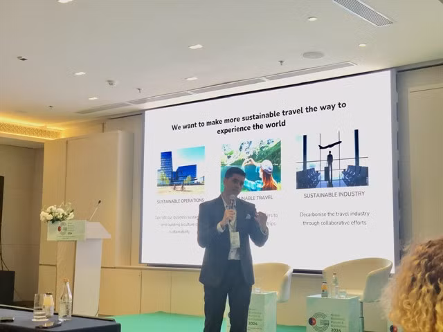 Country head of travelling company booking.com for Việt Nam Varun Grover said connecting tourists with sustainable service providers is a way to help them participate in building a regenerative tourism industry. VNS Photo Gia Linh