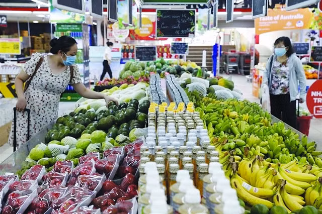 To control inflation below 4 per cent as set by the National Assembly, it was necessary to reduce cost-push impacts, increase the supply of goods and prevent inflationary psychology.