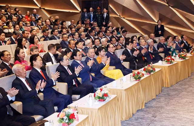 Party General Secretary and State President Tô Lâm and government officials at the ceremony on Thursday evening. — VNA/VNS Photos Lâm Khánh