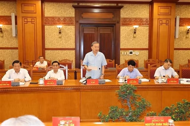 Party General Secretary and State President Tô Lâm chaired a meeting of the Standing Committee of the Sub-committee on 14th National Party Congress documents in Hà Nội on Tuesday. VNA/VNA Photo Trí Dũng
