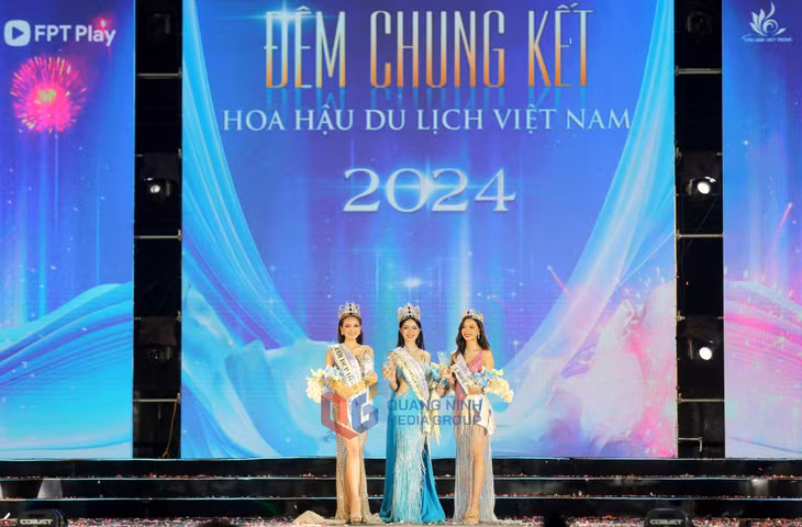 3 gương mặt xuất sắc nhất đăng quang các ngôi vị cao quý của cuộc thi.